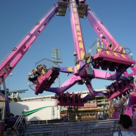 LoopFighter8 amusement rides