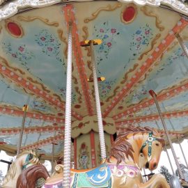 Carousel 6,70 (7)